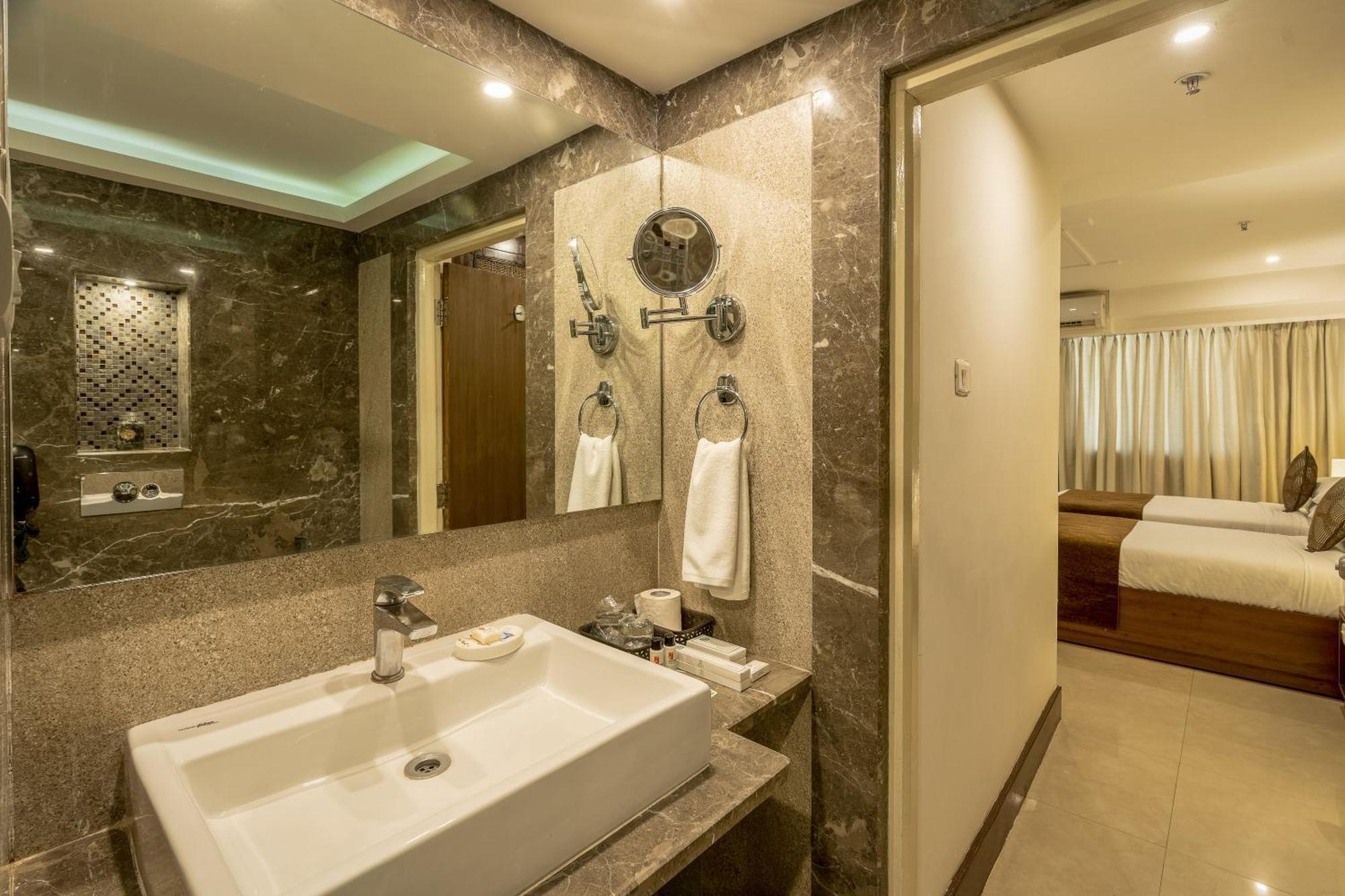 Ivory Tower Hotel Bangalore Eksteriør billede